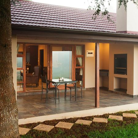 Apartamento Whispering Waters Fort Nottingham Exterior foto